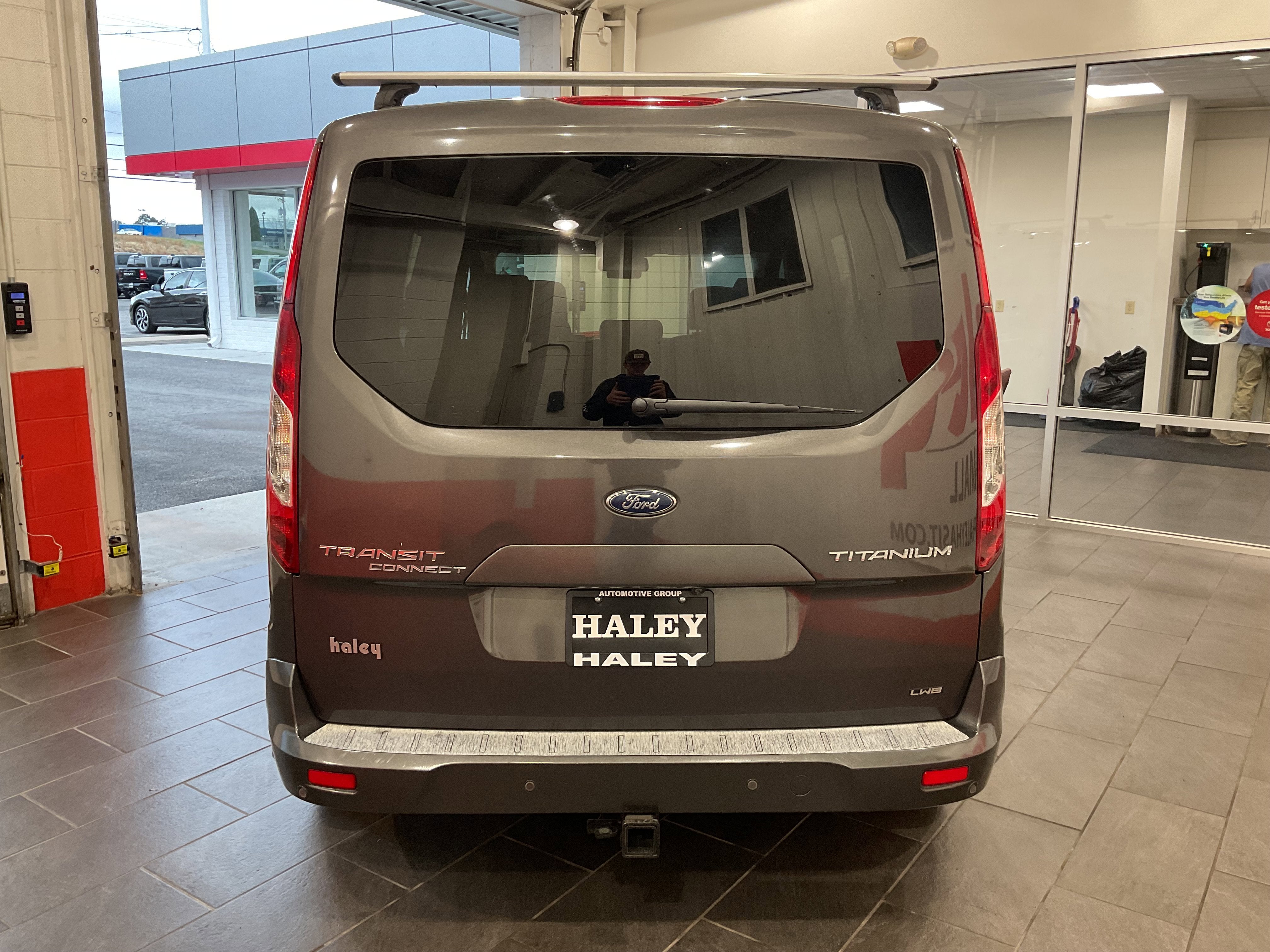 2020 Ford Transit Connect Wagon Titanium