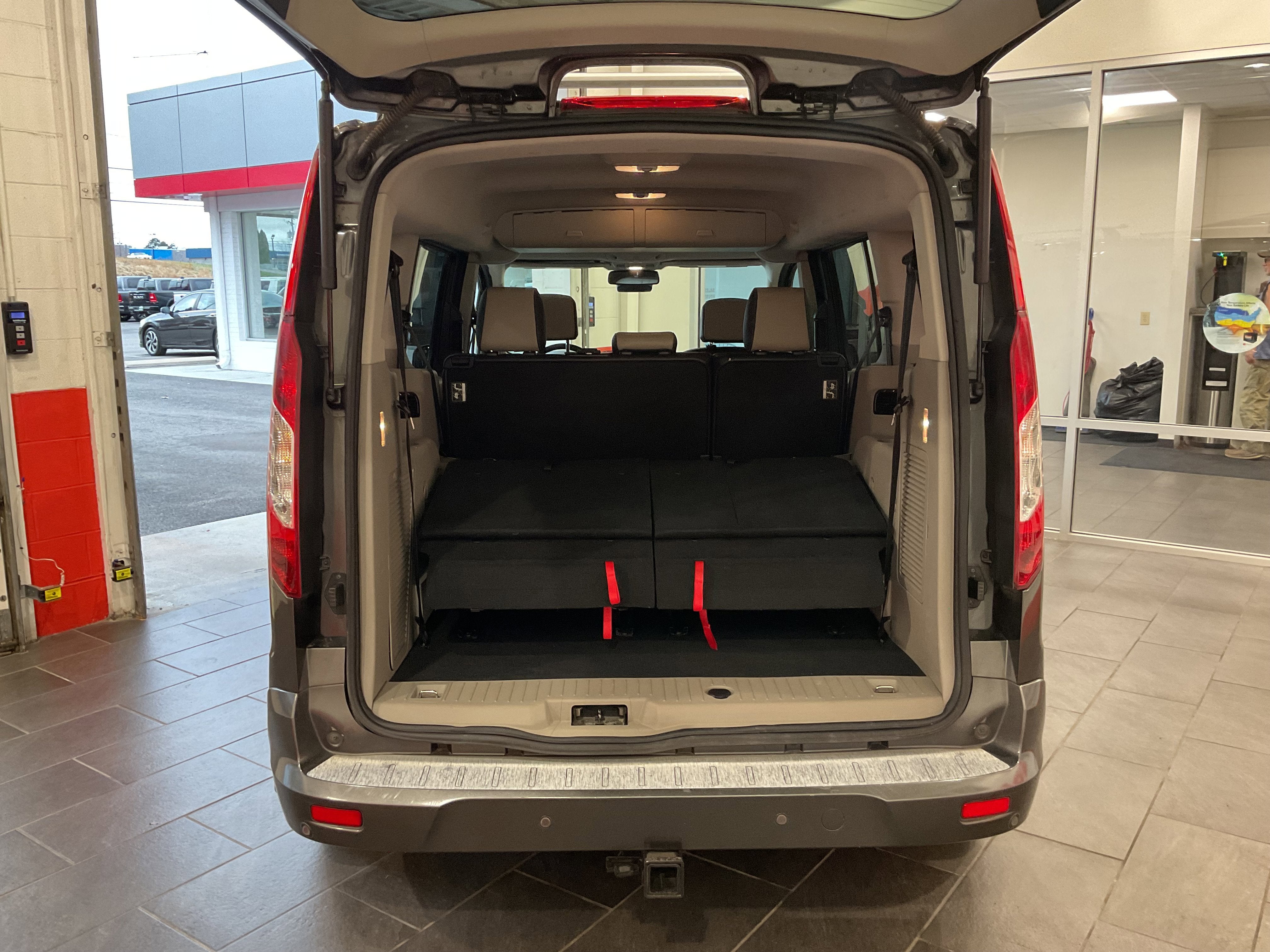2020 Ford Transit Connect Wagon Titanium