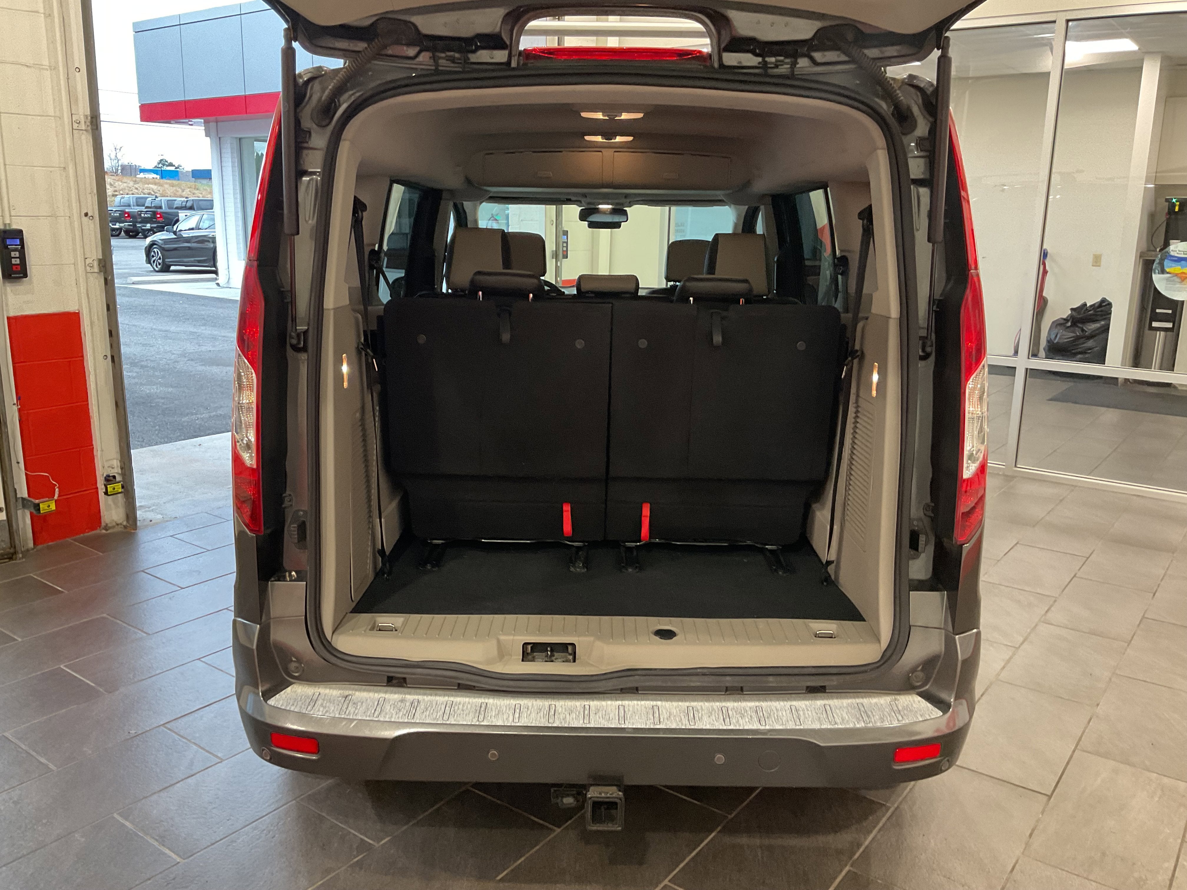 2020 Ford Transit Connect Wagon Titanium