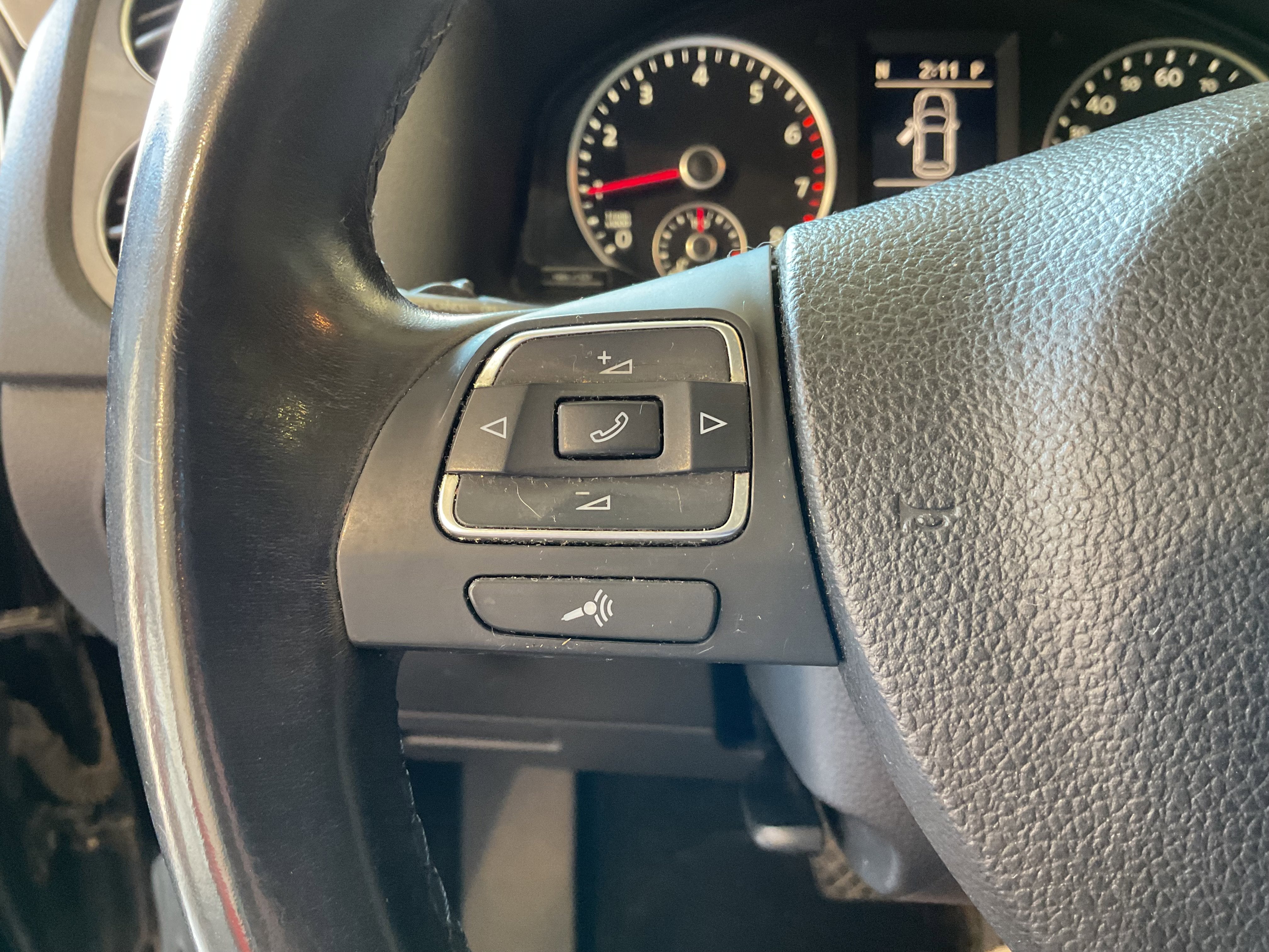 2013 Volkswagen Tiguan SE