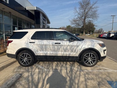 2018 Ford Explorer Sport