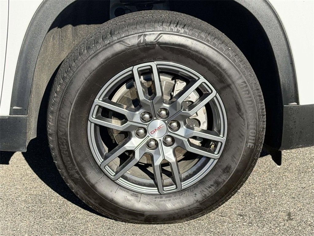 2025 GMC Acadia AWD Elevation