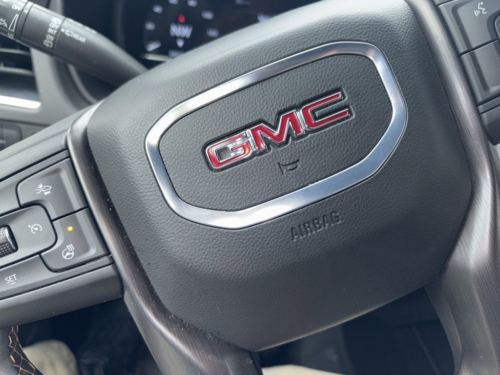 2024 GMC Yukon AT4
