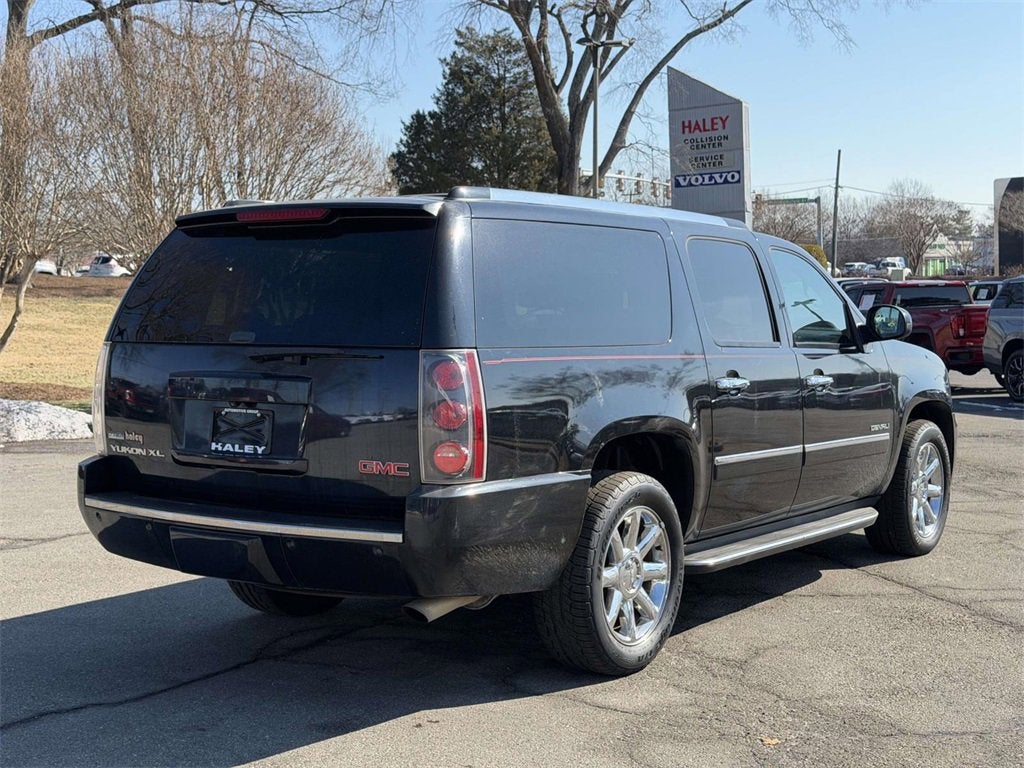 2011 GMC Yukon XL Denali