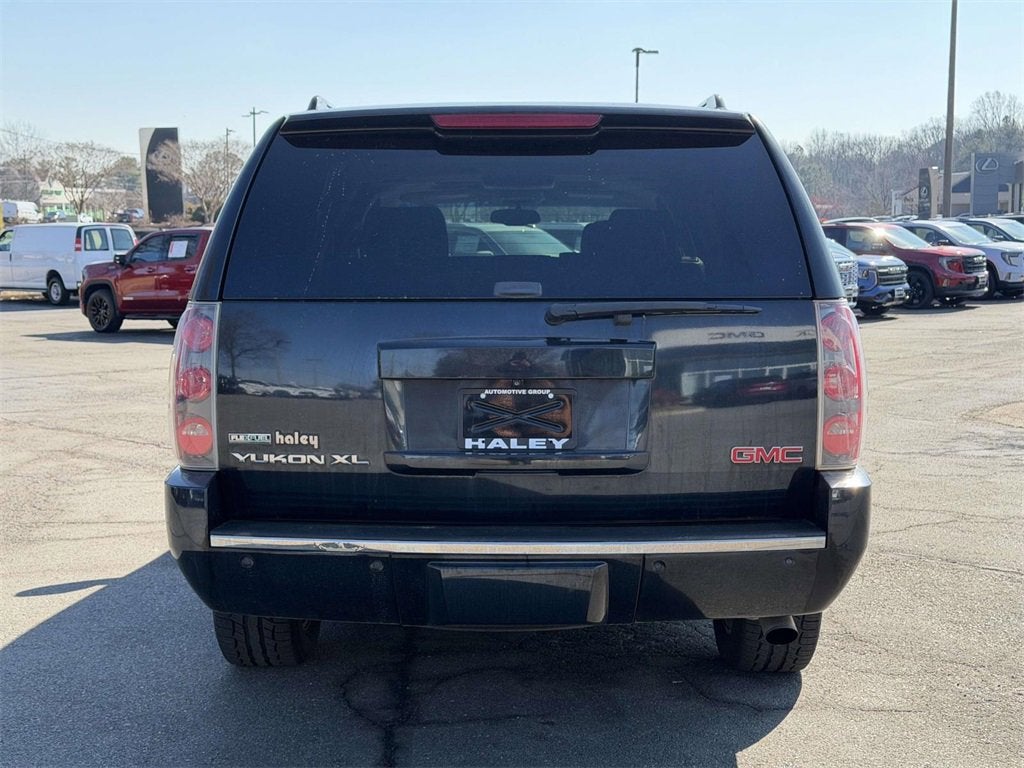 2011 GMC Yukon XL Denali