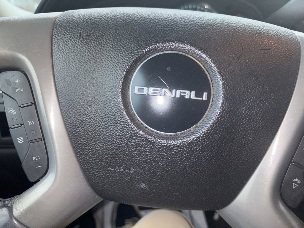 2011 GMC Yukon XL Denali