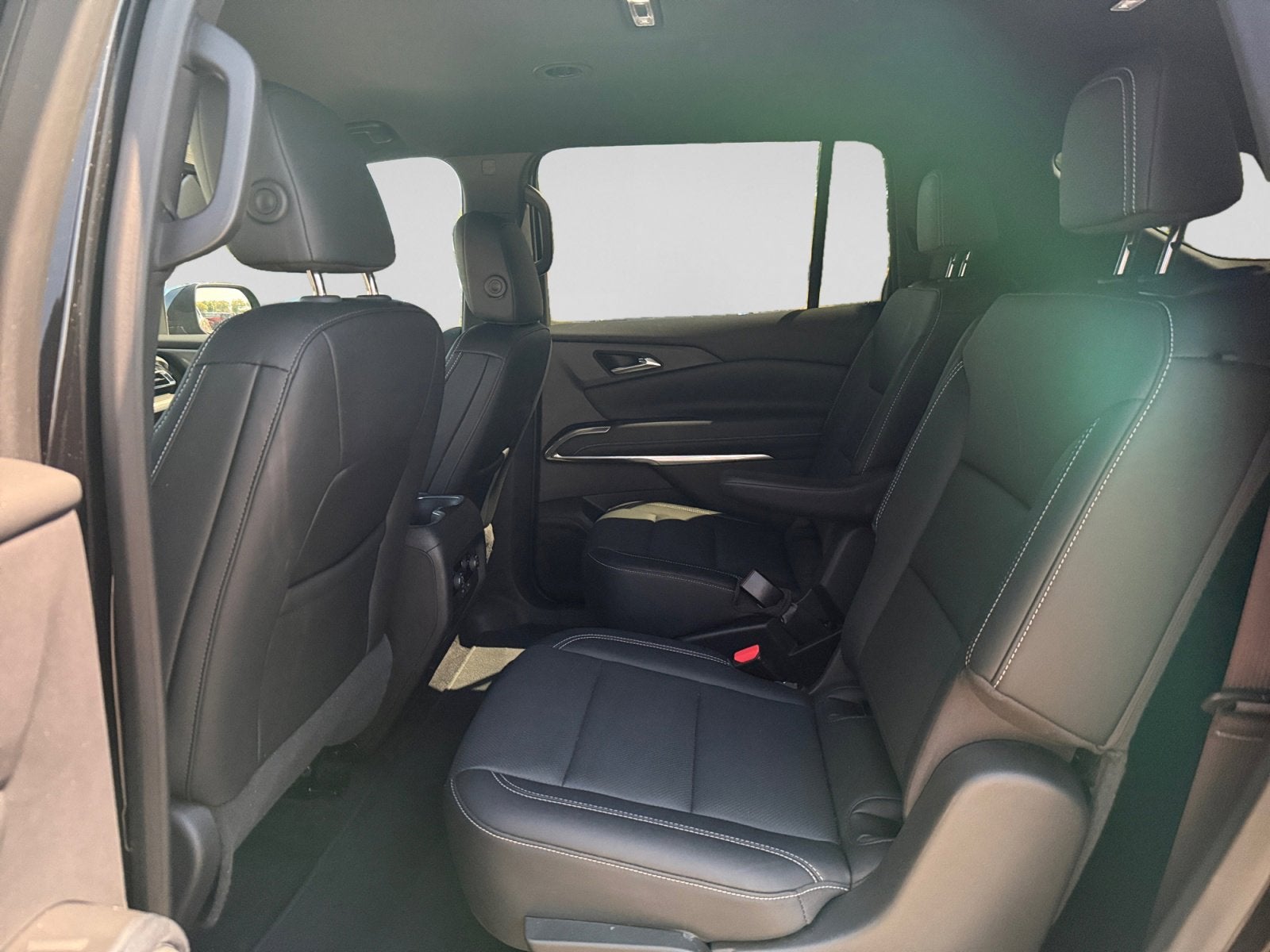 2025 Chevrolet Traverse FWD LT