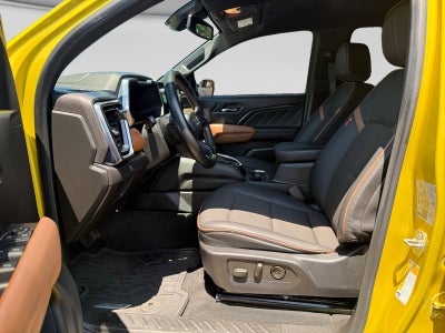 2023 GMC Canyon 4WD AT4