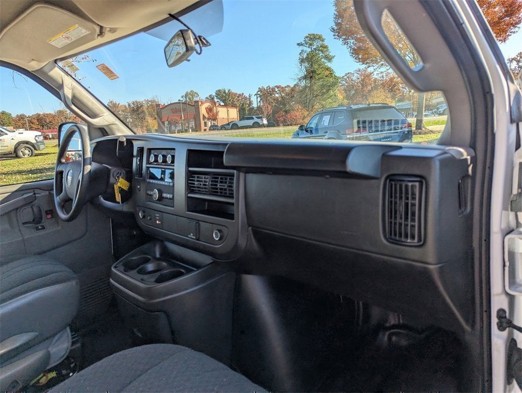 2024 GMC Savana Cargo Van Work Van