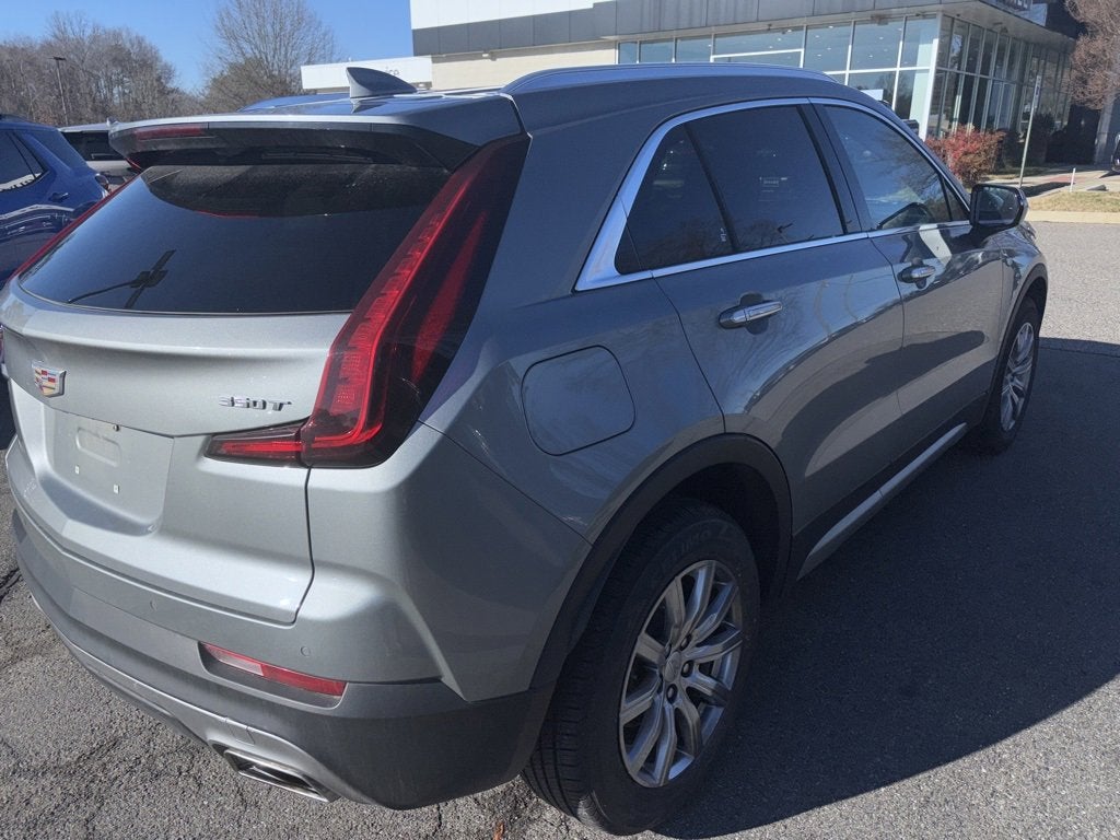 2023 Cadillac XT4 FWD Premium Luxury