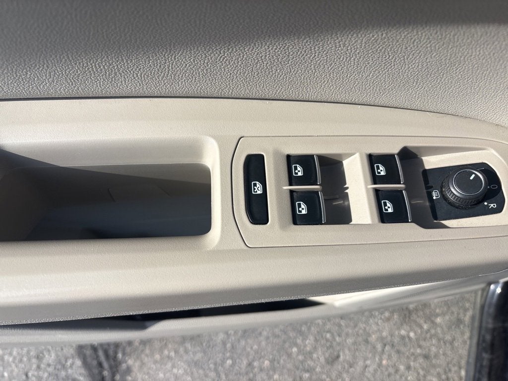 2018 Volkswagen Atlas 3.6L V6 SE w/Technology