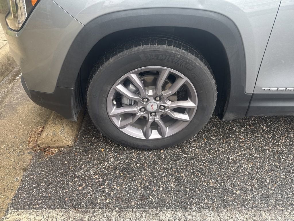 2023 GMC Terrain SLT