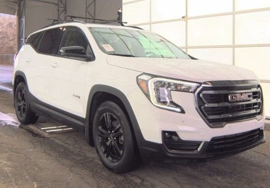 2023 GMC Terrain AT4