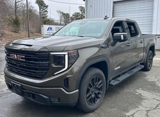 2023 GMC Sierra 1500 Elevation
