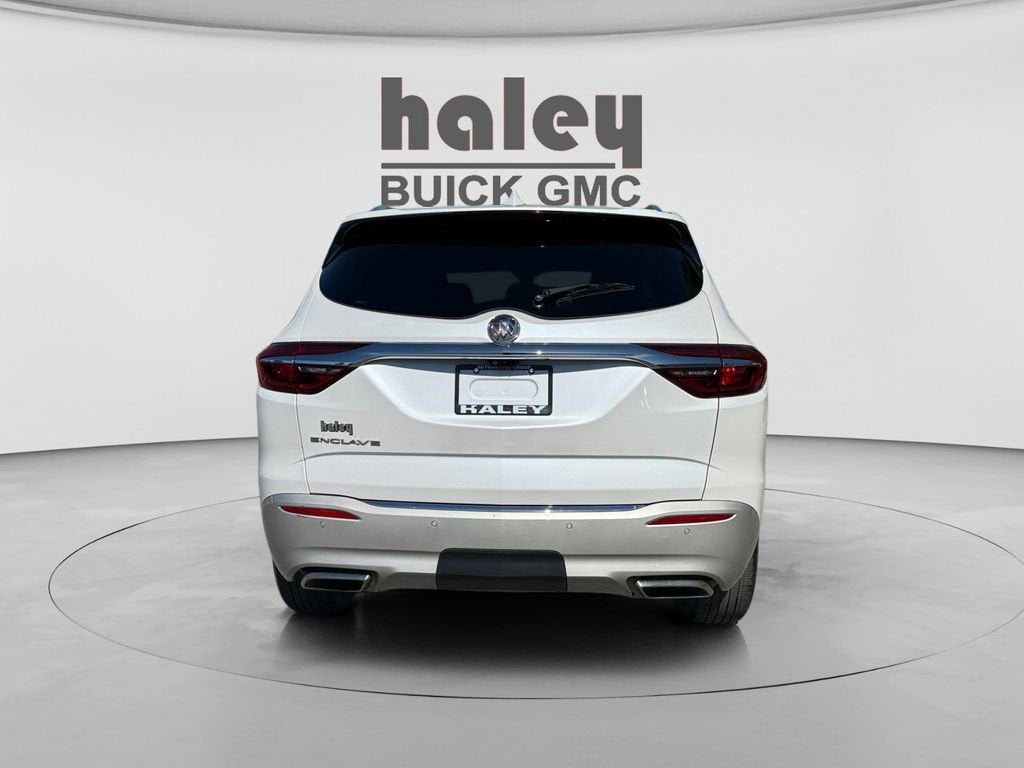 2021 Buick Enclave Essence