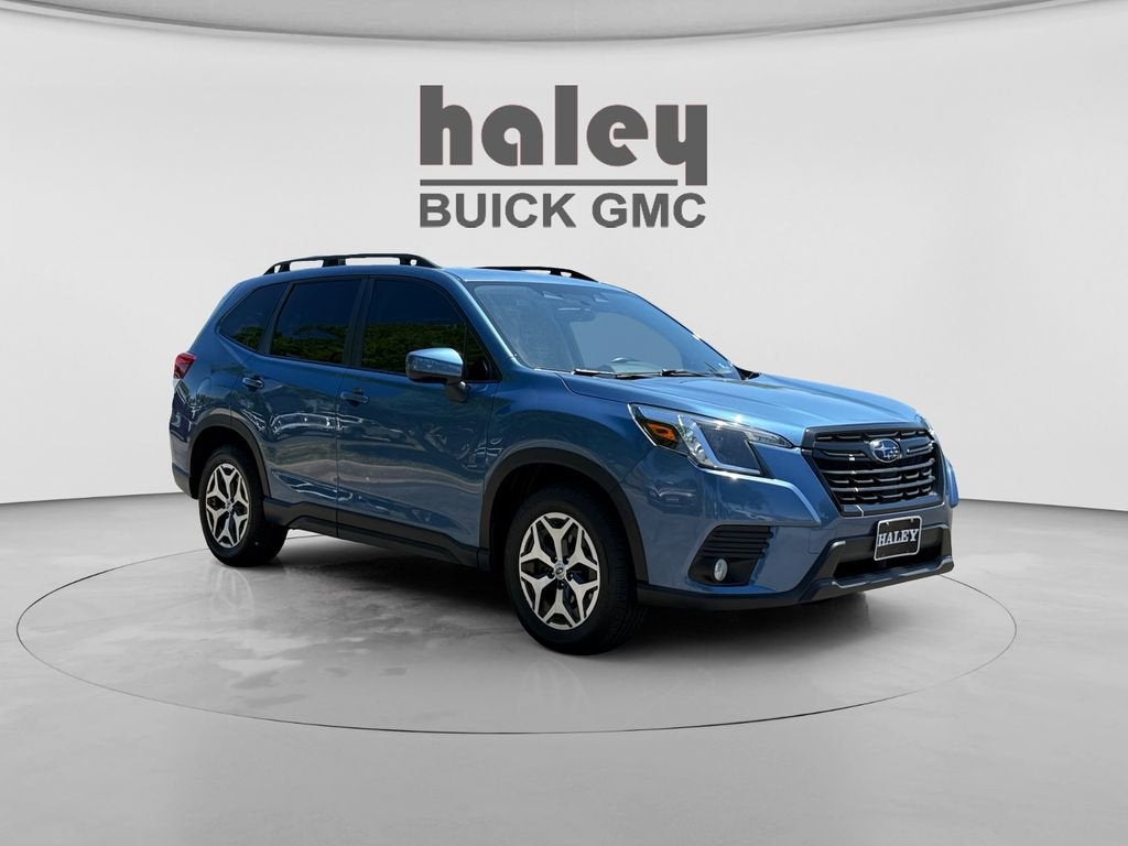 2022 Subaru Forester Premium