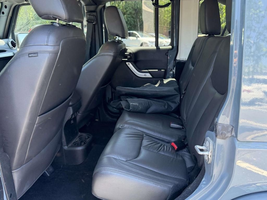 2014 Jeep Wrangler Unlimited Unlimited Sahara