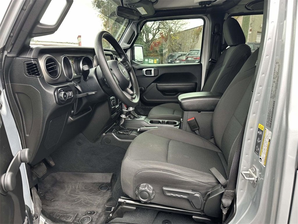 2022 Jeep Wrangler Unlimited Willys