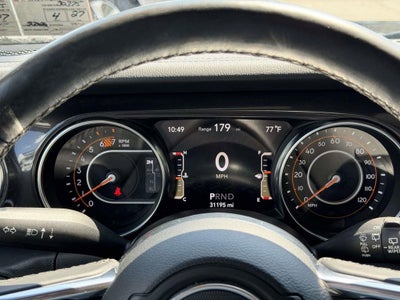 2022 Jeep Wrangler Unlimited Sahara Altitude