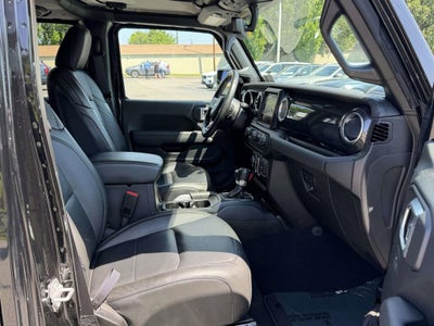 2022 Jeep Wrangler Unlimited Sahara Altitude