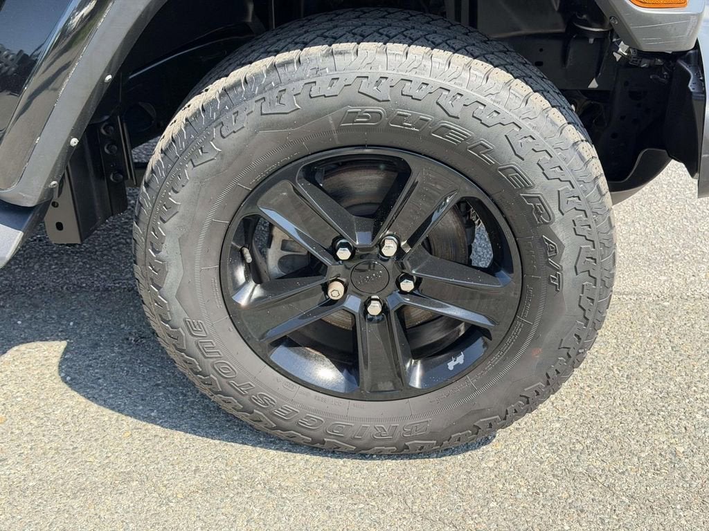 2022 Jeep Wrangler Unlimited Sahara Altitude