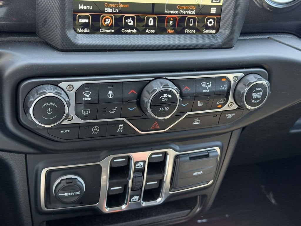 2022 Jeep Wrangler Unlimited Sahara Altitude