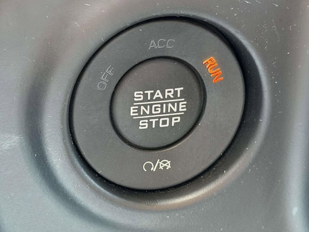 2022 Jeep Wrangler Unlimited Sahara Altitude