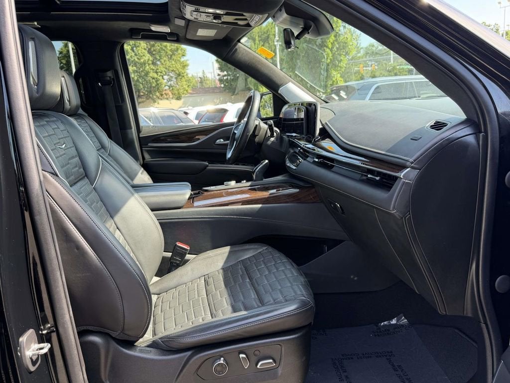 2022 Cadillac Escalade Premium Luxury Platinum