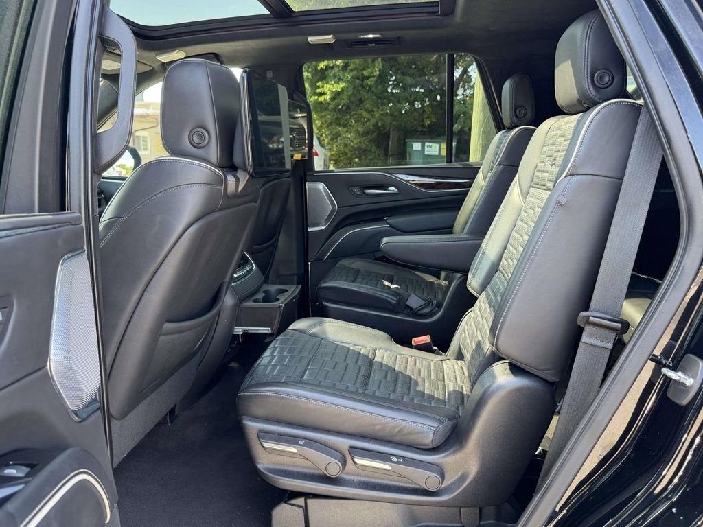 2022 Cadillac Escalade Premium Luxury Platinum
