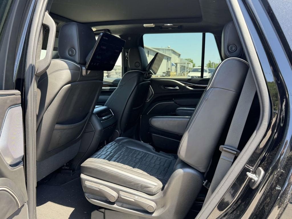 2022 Cadillac Escalade Premium Luxury Platinum
