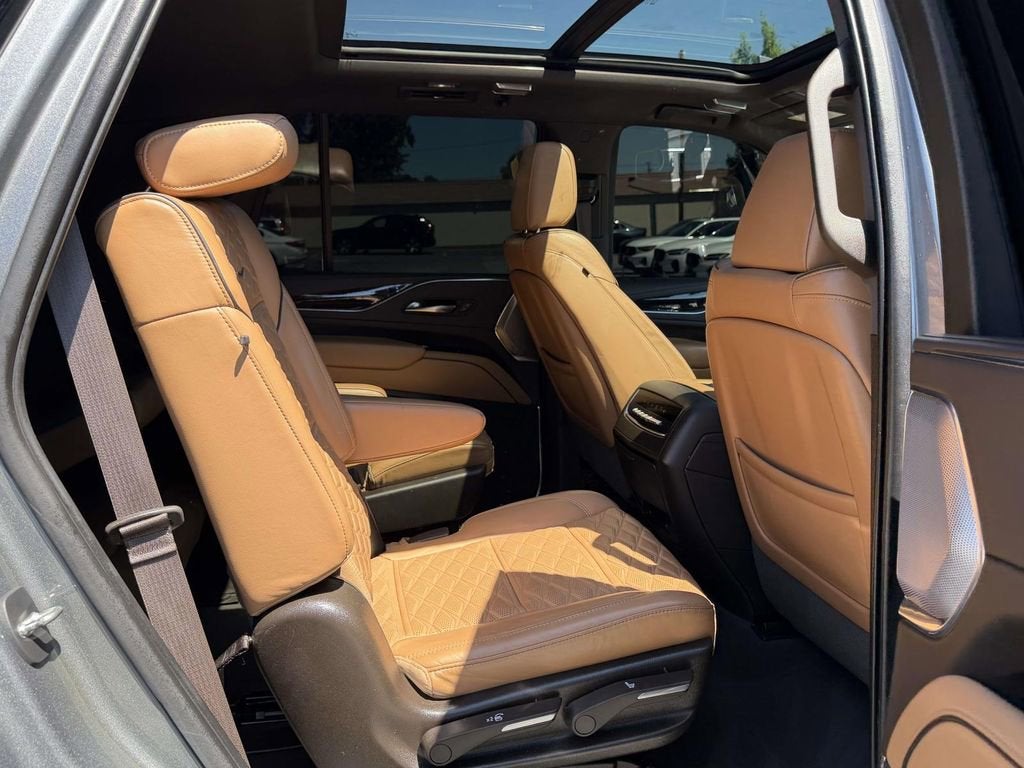 2021 Cadillac Escalade Sport