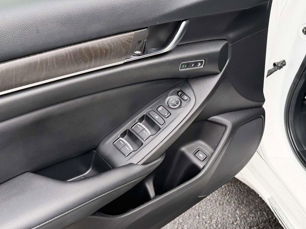 2020 Honda Accord Hybrid Touring