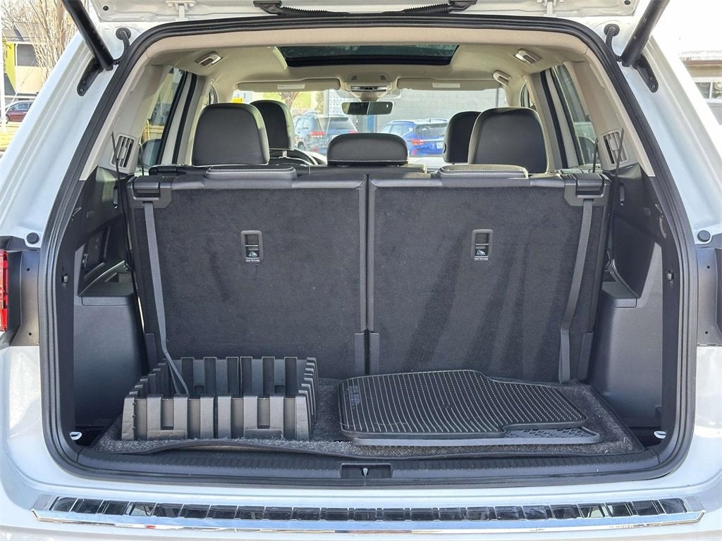 2024 Volkswagen Atlas 2.0T SEL Premium R-Line