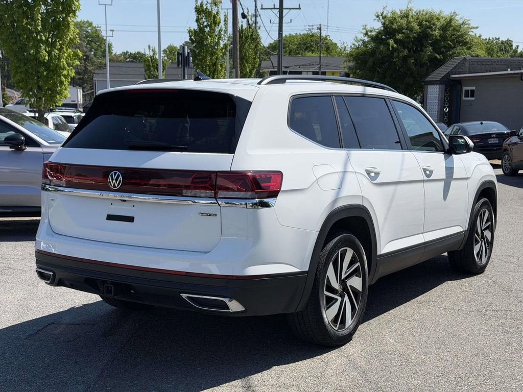 2025 Volkswagen Atlas 2.0T SE w/Technology