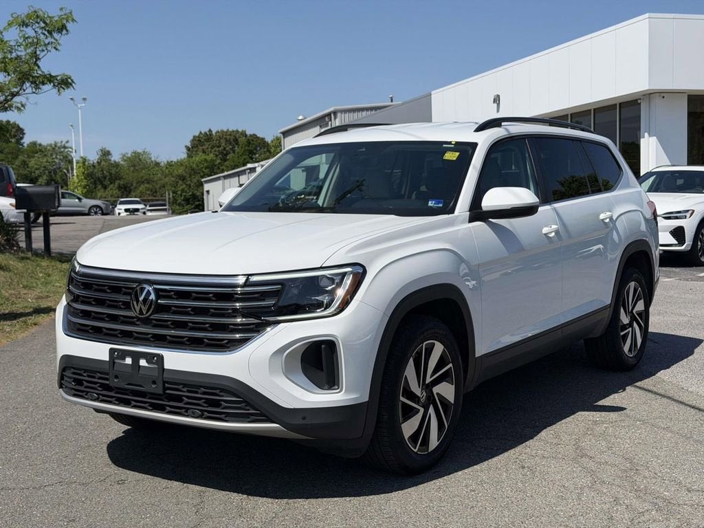 2025 Volkswagen Atlas 2.0T SE w/Technology