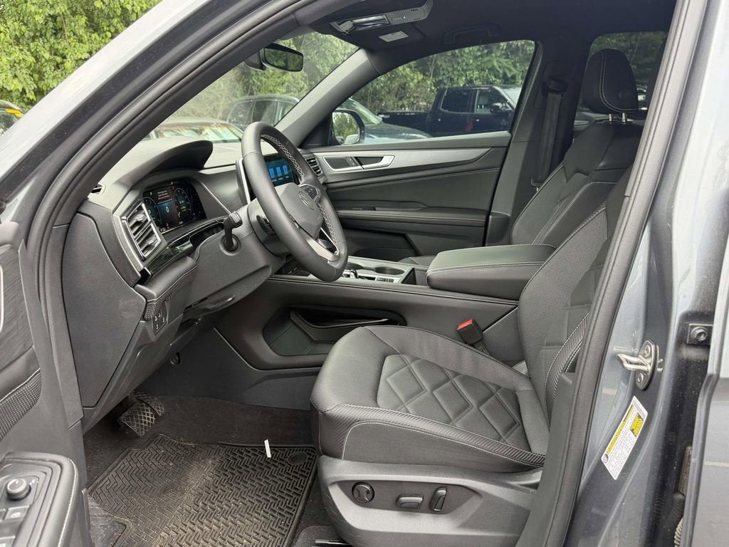 2024 Volkswagen Atlas Cross Sport 2.0T SE