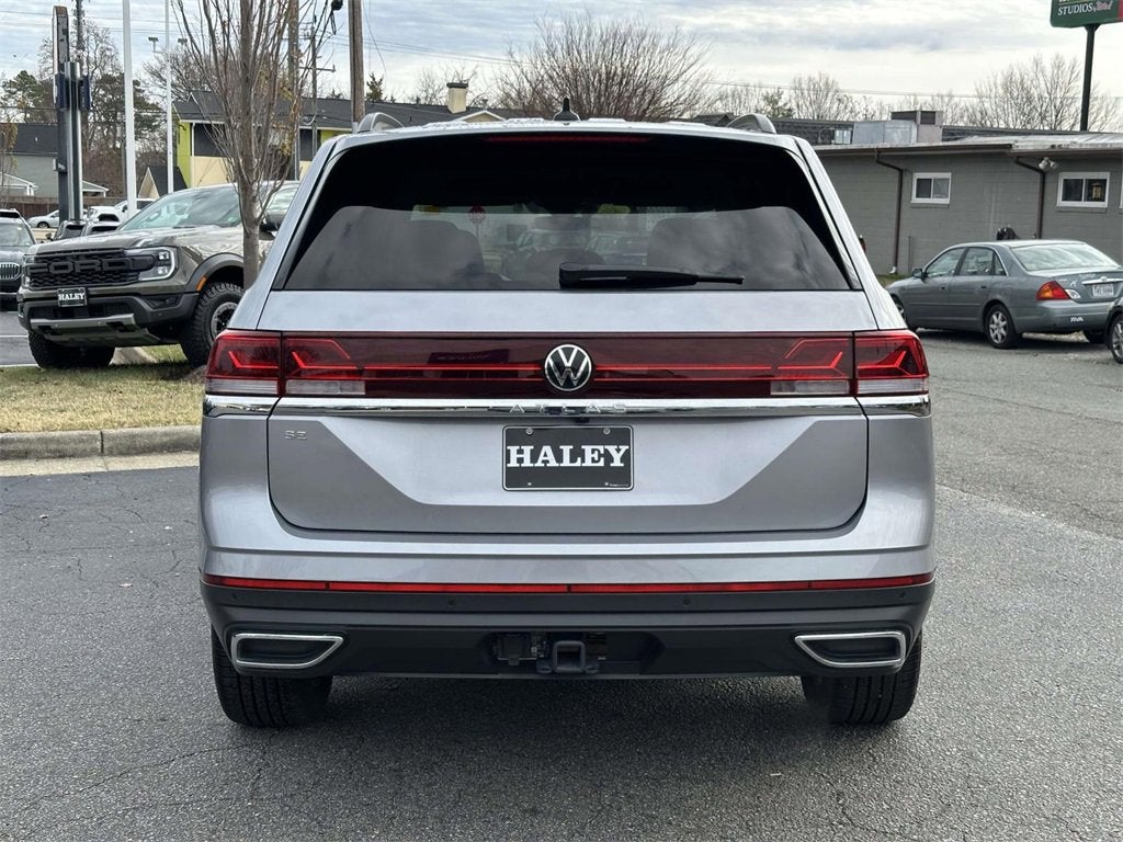 2025 Volkswagen Atlas 2.0T SE w/Technology