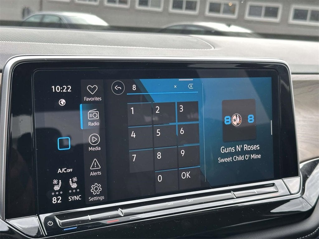 2025 Volkswagen Atlas 2.0T SE w/Technology