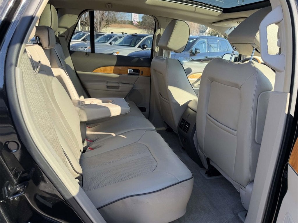 2015 Lincoln MKX Base