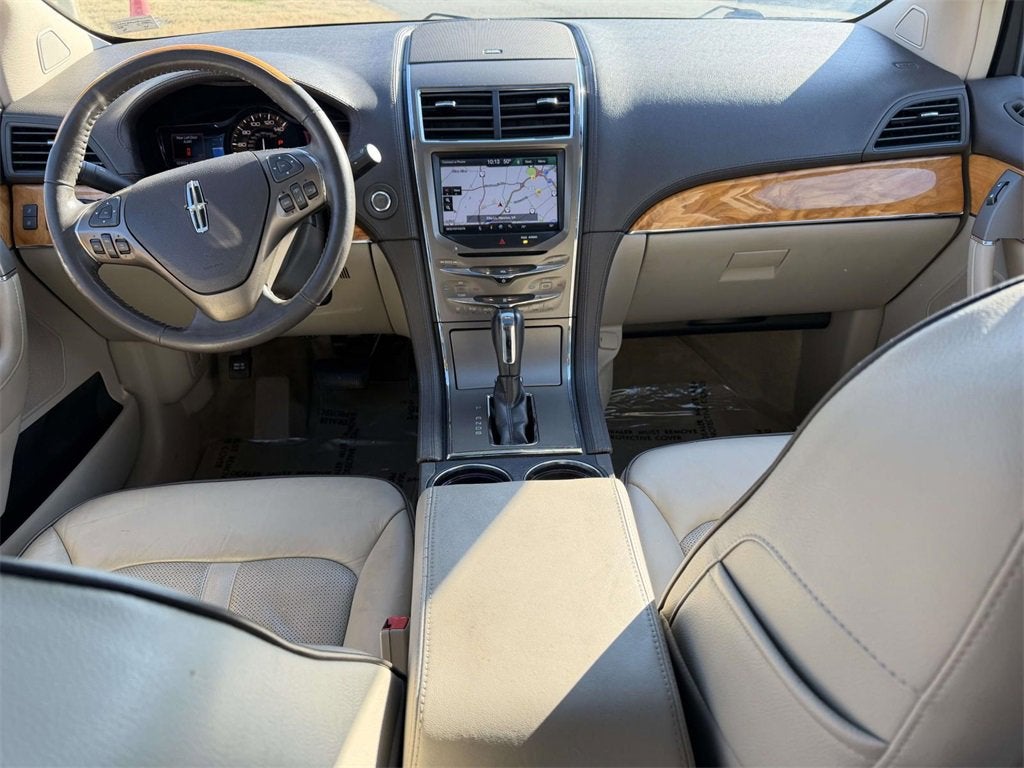 2015 Lincoln MKX Base