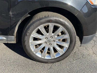 2015 Lincoln MKX Base