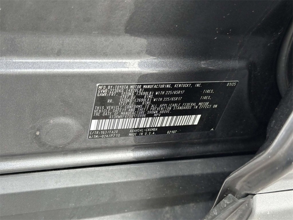 2025 Toyota RAV4 XLE