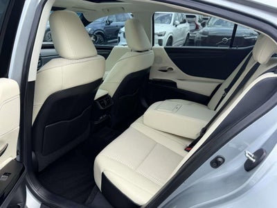 2022 Lexus ES 350