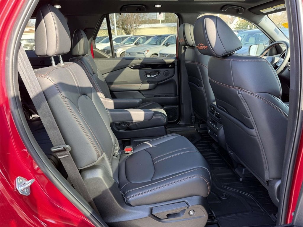 2025 Honda Pilot TrailSport