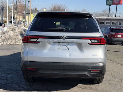 2025 Toyota Grand Highlander XLE