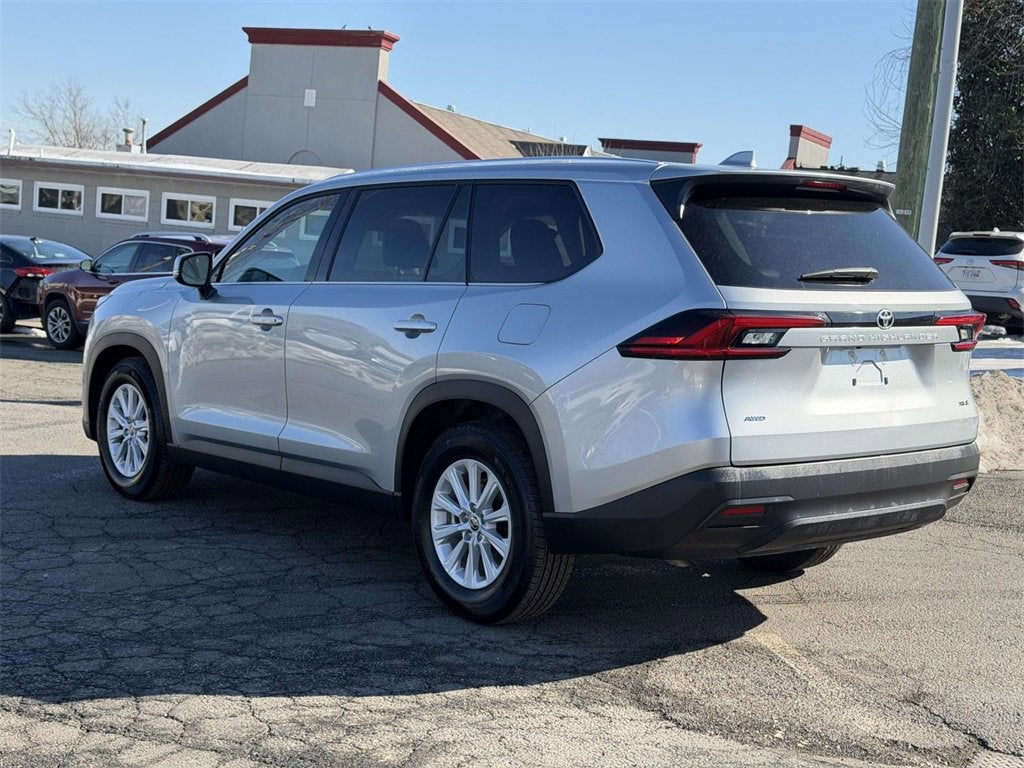 2025 Toyota Grand Highlander XLE