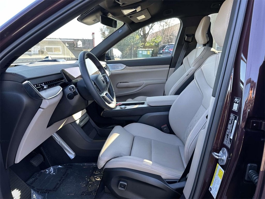 2025 Volvo EX90 Twin Motor Performance Ultra