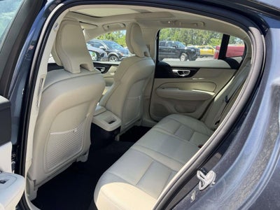 2023 Volvo S60 B5 Core Dark Theme