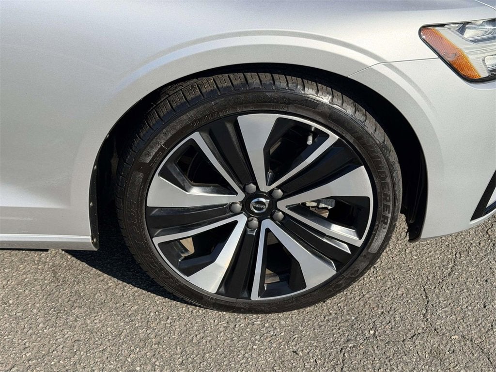 2022 Volvo S60 B5 Momentum