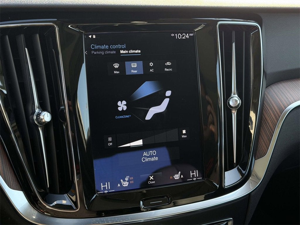 2022 Volvo S60 B5 Momentum